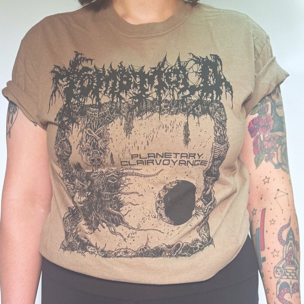 TOMBMOLD PLANETARY CLAIRVOYANCE SHORT SLEEVE Mens Size: LARGE